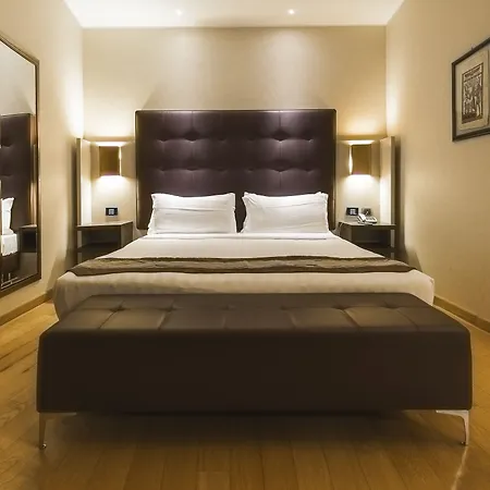 Comfort Hotel Fiumicino Airport-3