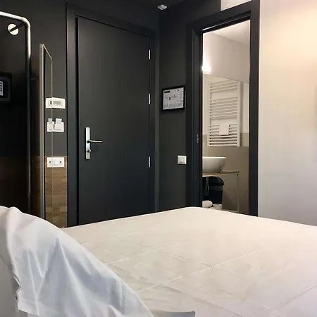 Hotel Corsi - Fiumicino-3